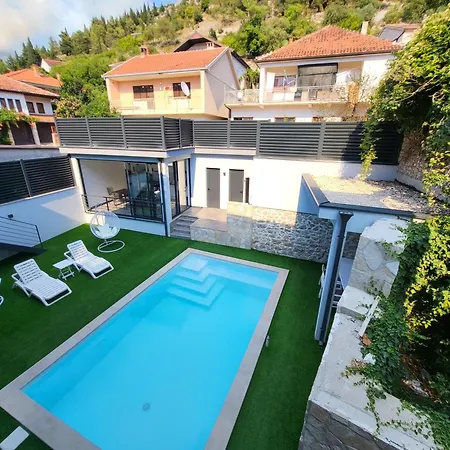 Herzegovina Dream Residence فيلة *